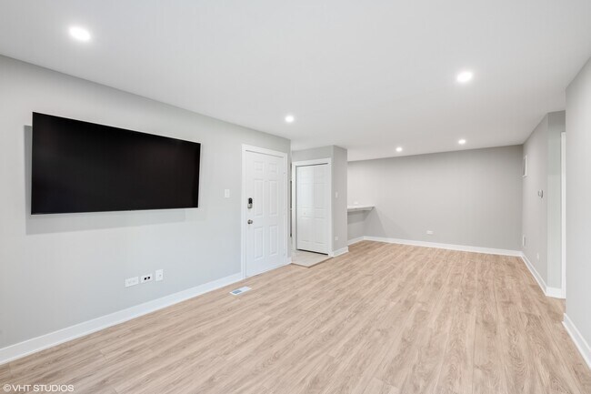 Building Photo - 43 Orchard Terrace