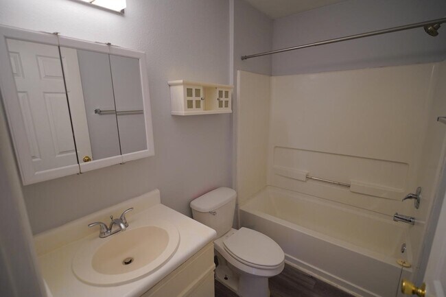 Building Photo - 2648 Tess Cir