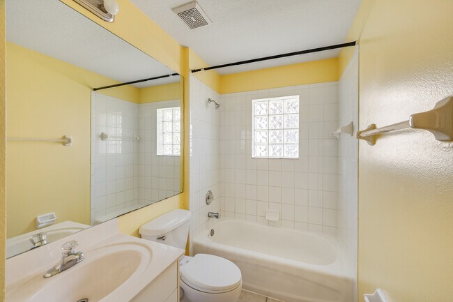 Building Photo - 2766 Madrigal Ln