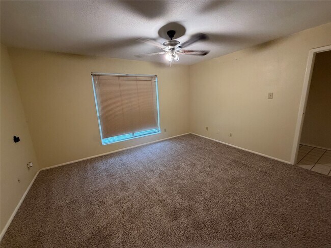 Building Photo - 14777 Wunderlich Dr