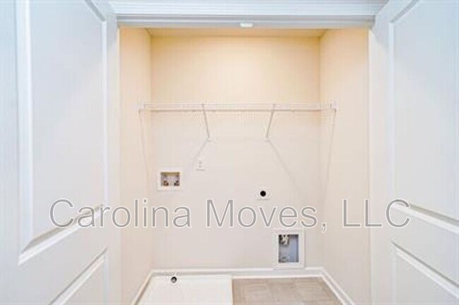 Building Photo - 430 Sea Grit Ct