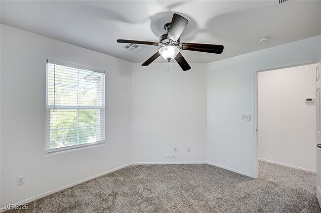 Building Photo - 10837 Hunters Green Ave