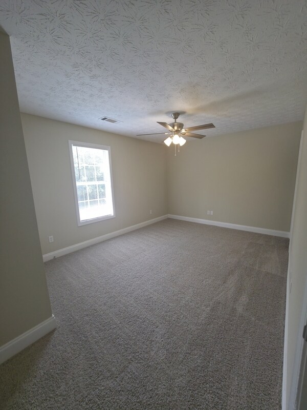 Building Photo - 217 Westchester Cir
