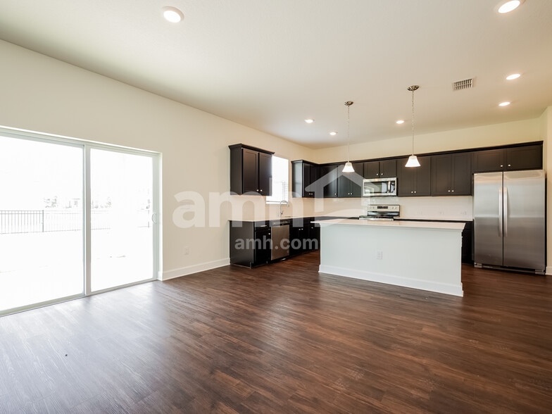 Building Photo - 3130 Artemisia Ln