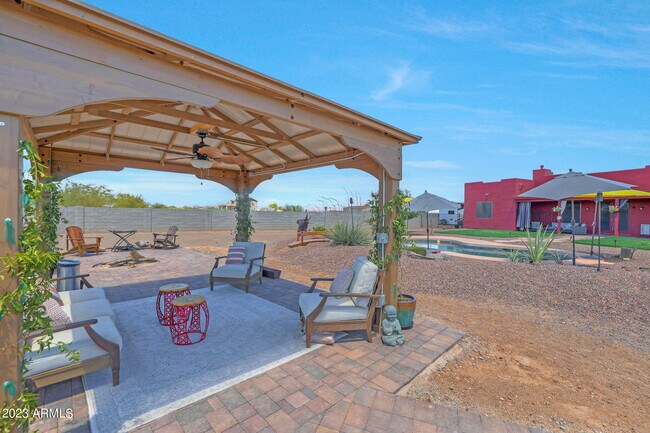 Building Photo - 28920 N Redbloom Ct