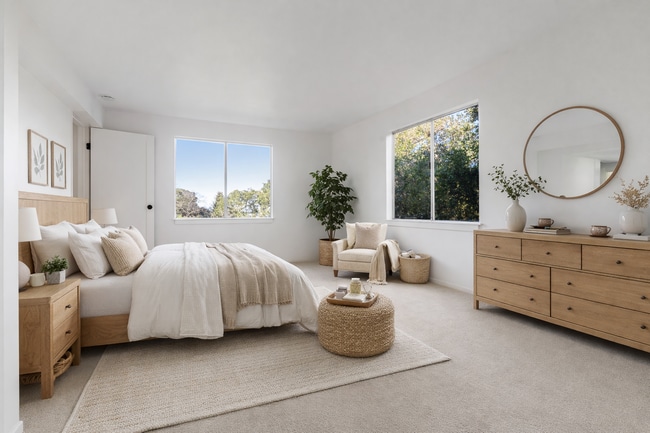 Building Photo - 16 Echo Ln