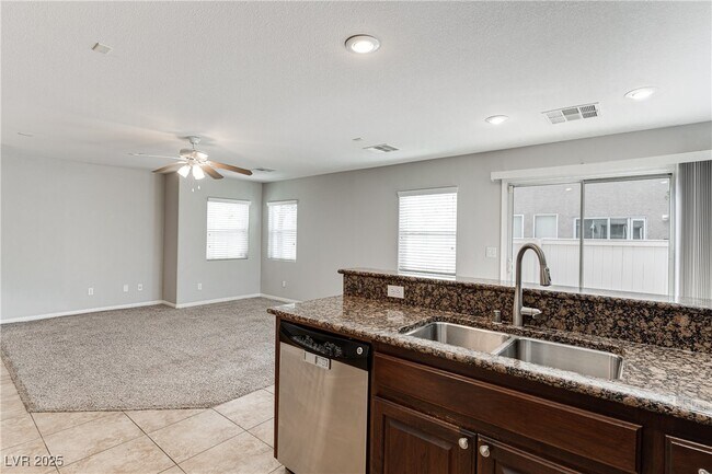 Building Photo - 1186 Claire Rose Ave