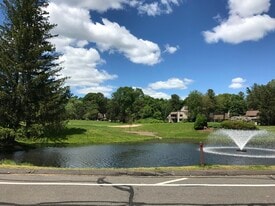 Building Photo - 47 Mallard Dr