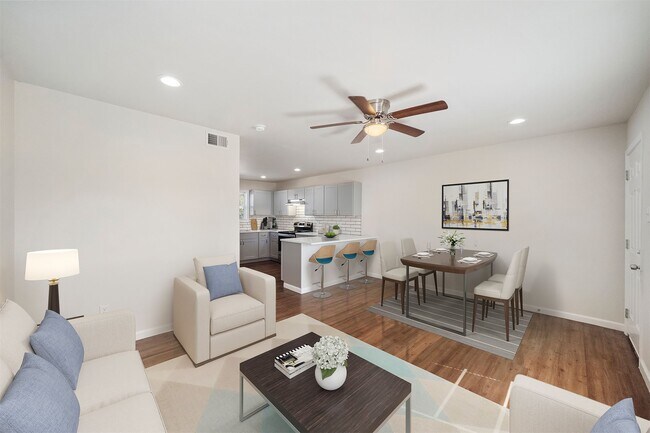 Building Photo - 6403 Sloan St