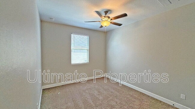 Building Photo - 835 N 110th Ave