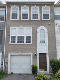 Building Photo - 33 Scholarship Ln