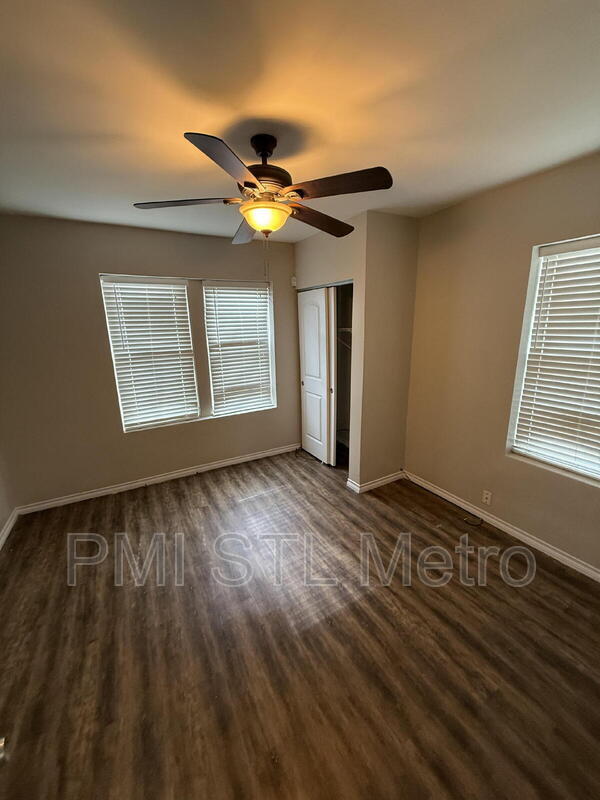 Building Photo - 5572 Clemens Ave