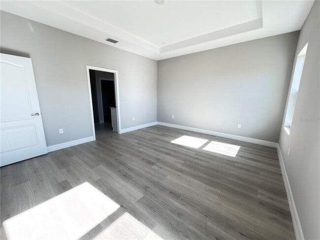 Building Photo - 5048 San Ignacio Dr