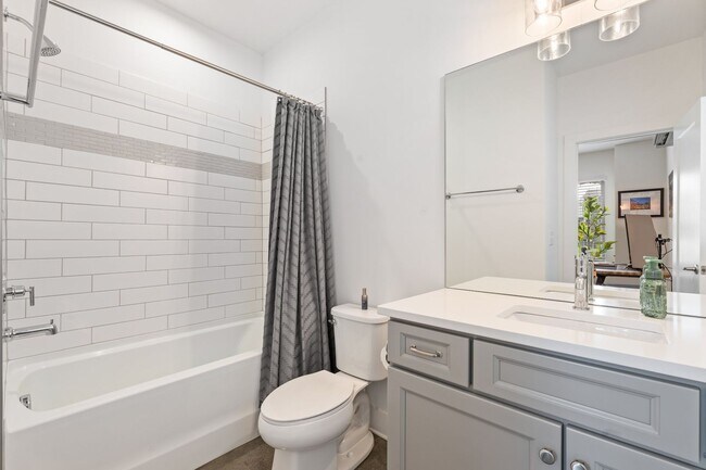 Building Photo - Sterling Point 3 Bed Home