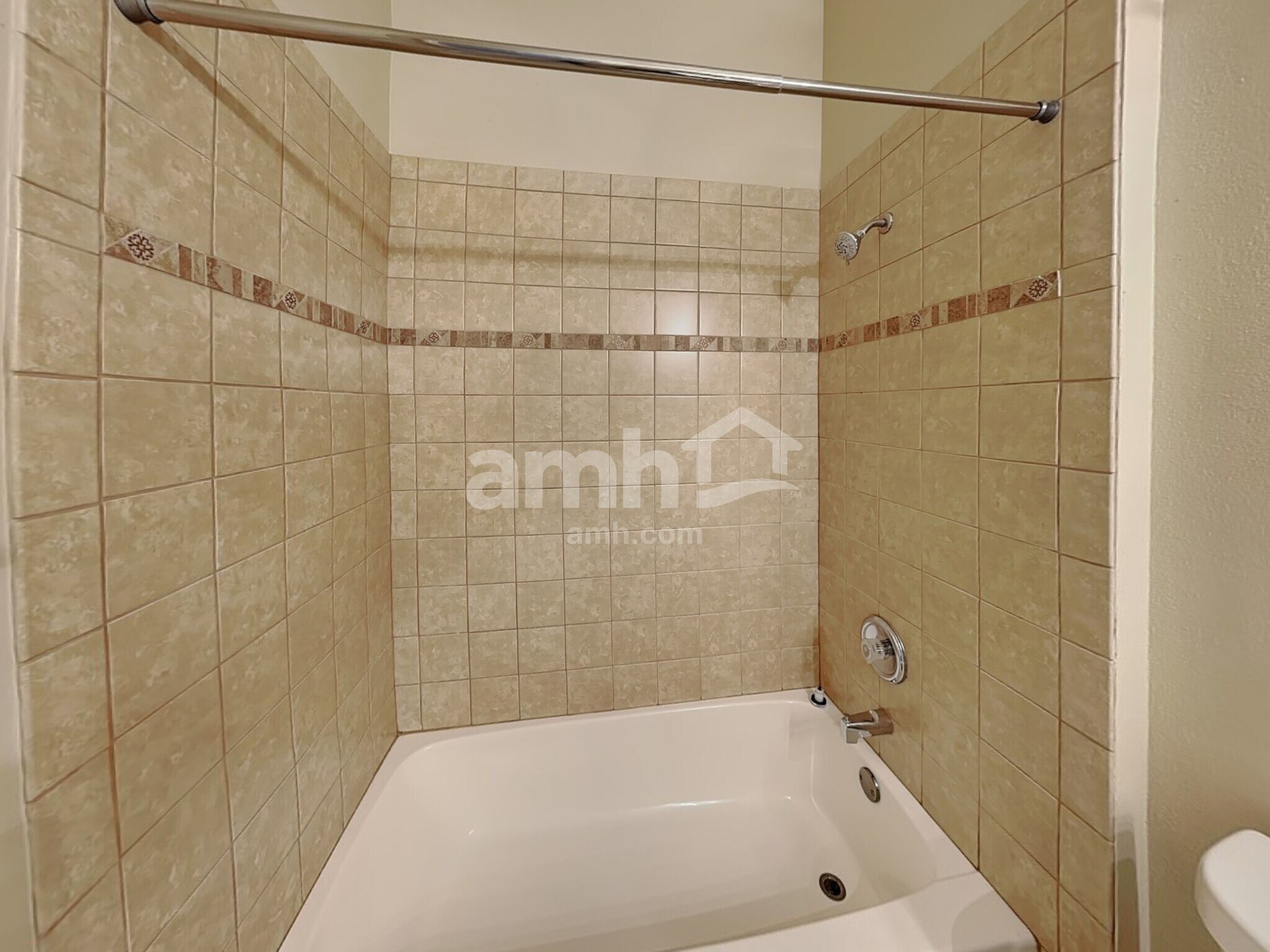 Building Photo - 12061 Winding Woods Way