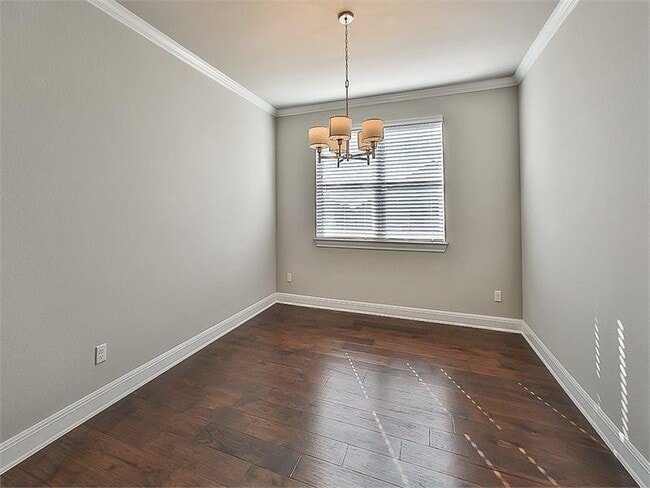 Building Photo - 15601 Cabrillo Way