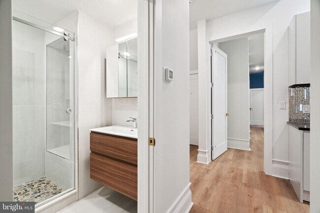 Building Photo - 1822 Chestnut St