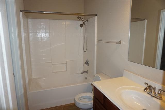 Building Photo - 1433 Ravenwood Dr