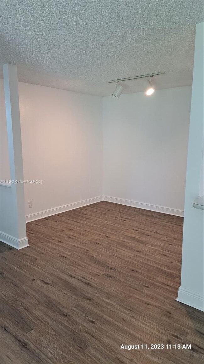 Building Photo - 15770 SW 106th Terrace