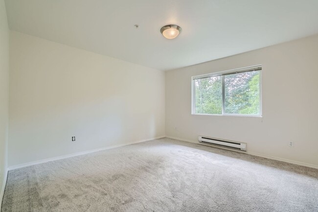 Building Photo - Gorgeous 3 Bed 2.5 Bath Condo @ The Desira...