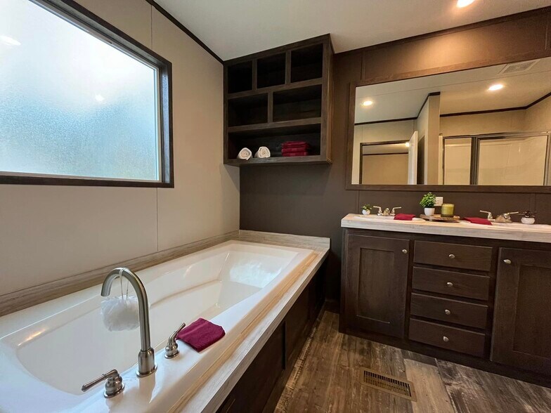 Building Photo - 126 Peggy St