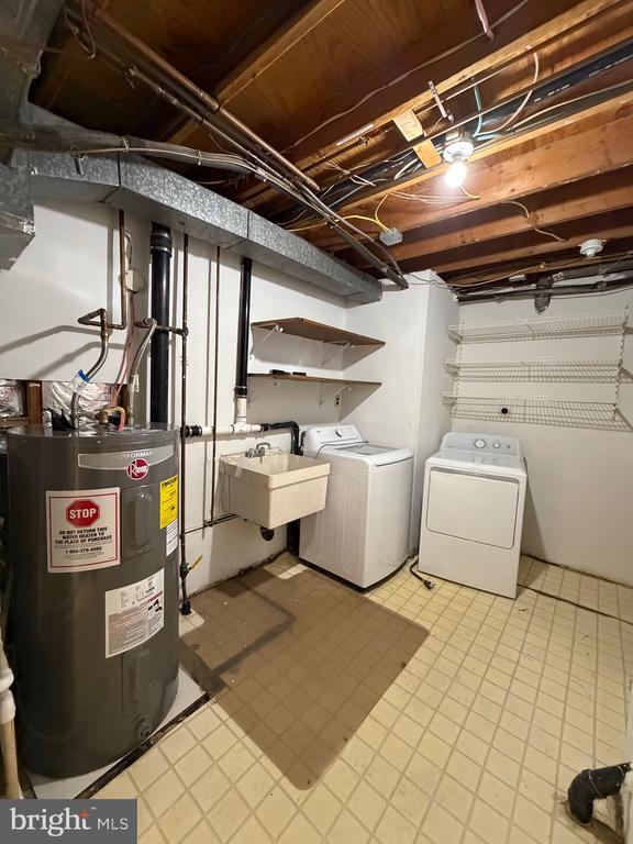 Building Photo - 2998 Covington St