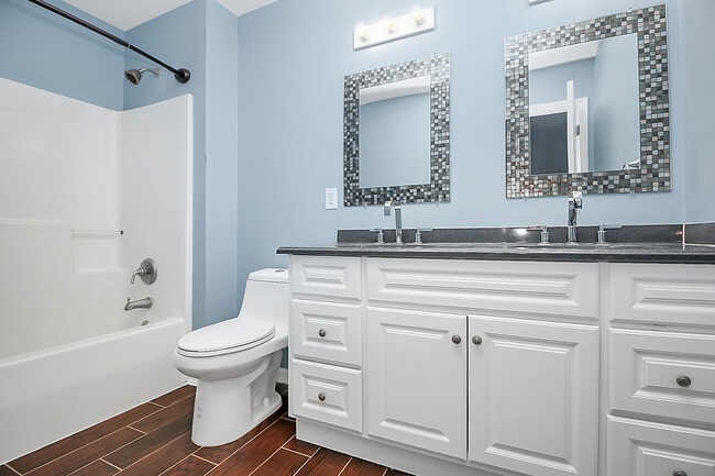 Building Photo - 3415 Fallowbrook Forest