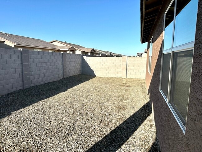 Building Photo - Almost new 4 bedroom home in Hurley Ranch