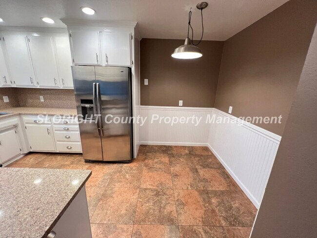 Building Photo - AVAILABLE MAY - Updated Home in Atascadero - 3 Bedroom / 2 Bathroom