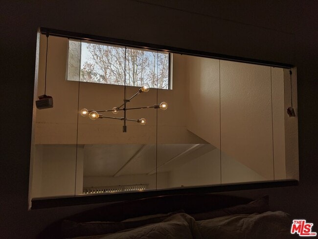 Building Photo - 831 Whitewater Dr