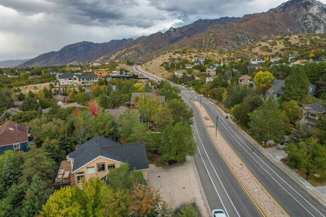 Building Photo - 10098 Wasatch Blvd