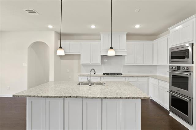 Building Photo - 601 Winslow Ln