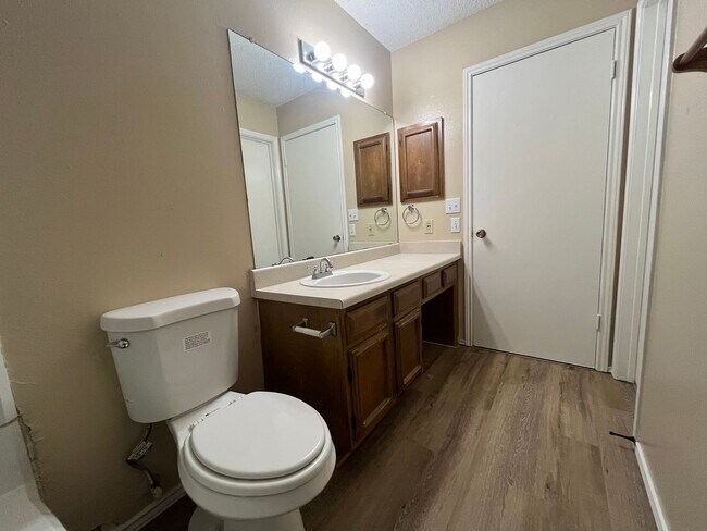 Building Photo - 7026 Silver Canyon