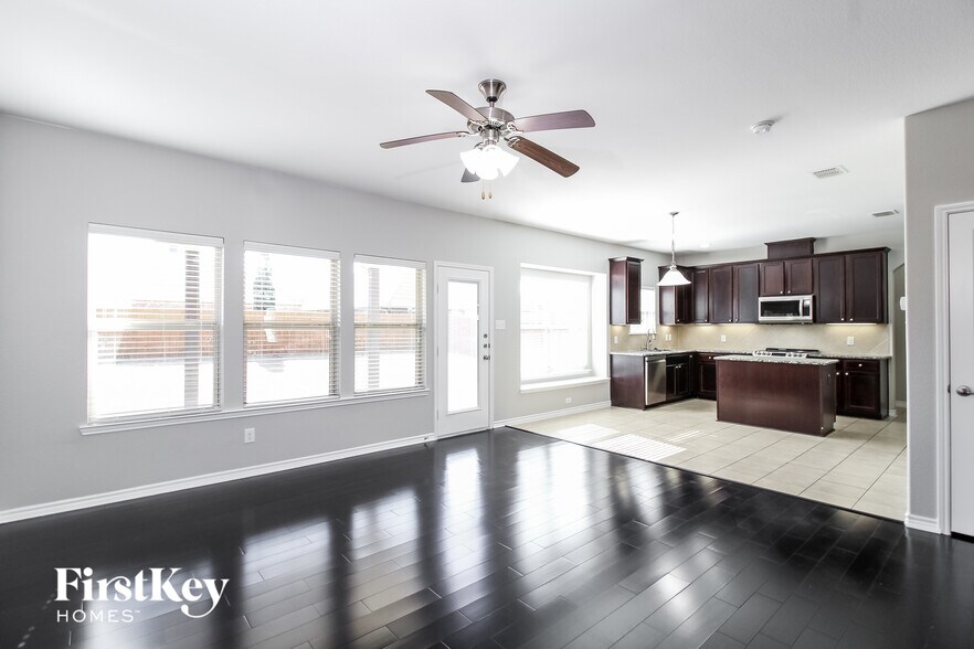 Building Photo - 11708 Cape Cod Springs Dr