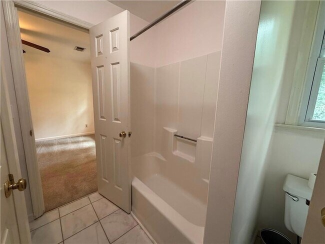 Building Photo - 3019 Chelsea Ln