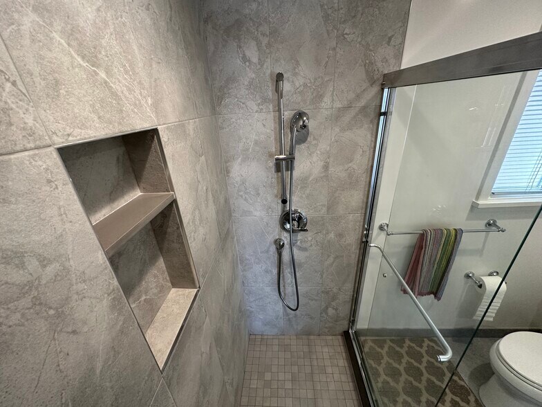 Bathroom 1 - 594 34th Ave