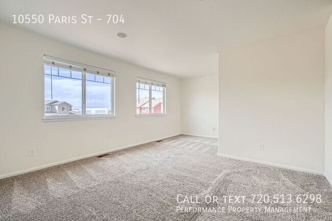 Building Photo - 10550 Paris St