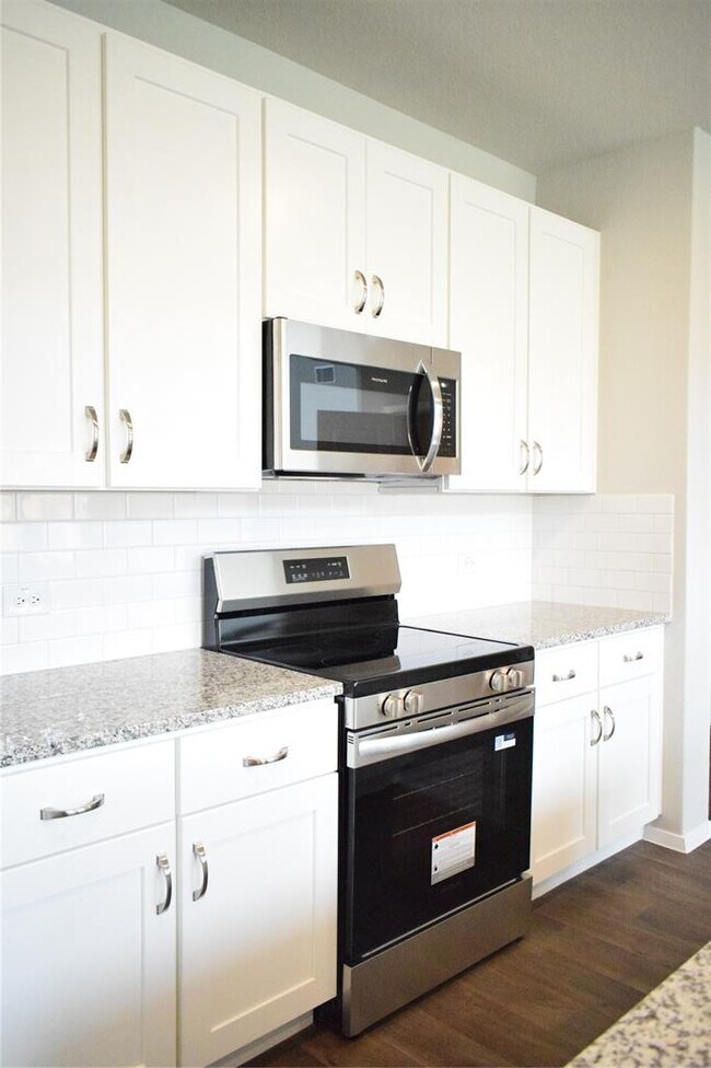 Building Photo - 2405 Ambling Trl