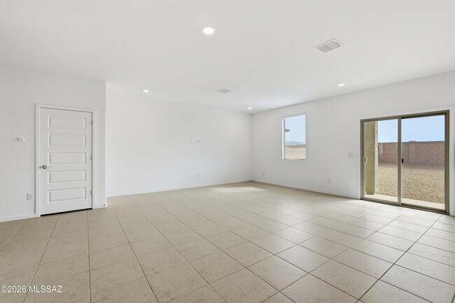 Building Photo - 12232 N Manley Ave