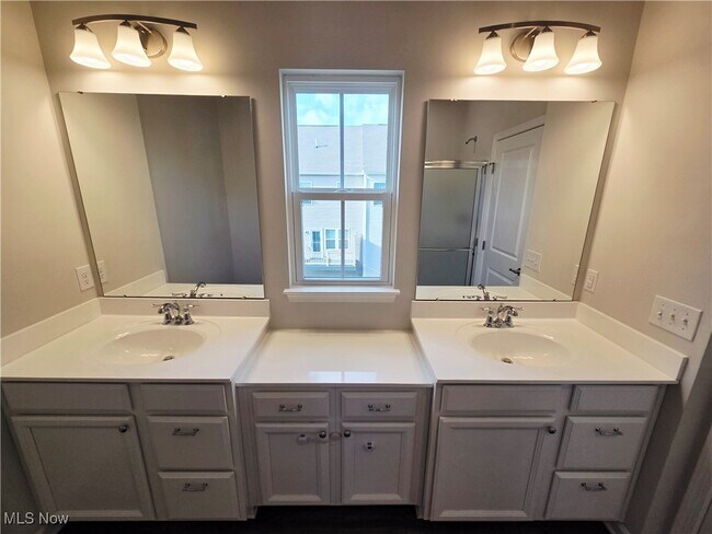 Building Photo - 1456 Sutter St