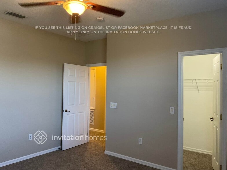 Building Photo - 902 Willow Oak Loop