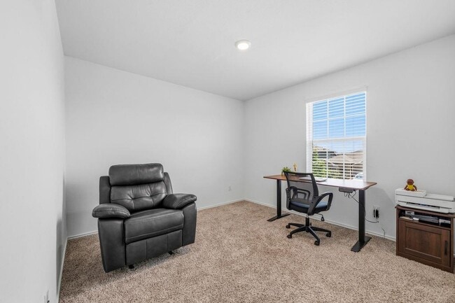 Building Photo - 1733 Catahoula Dr