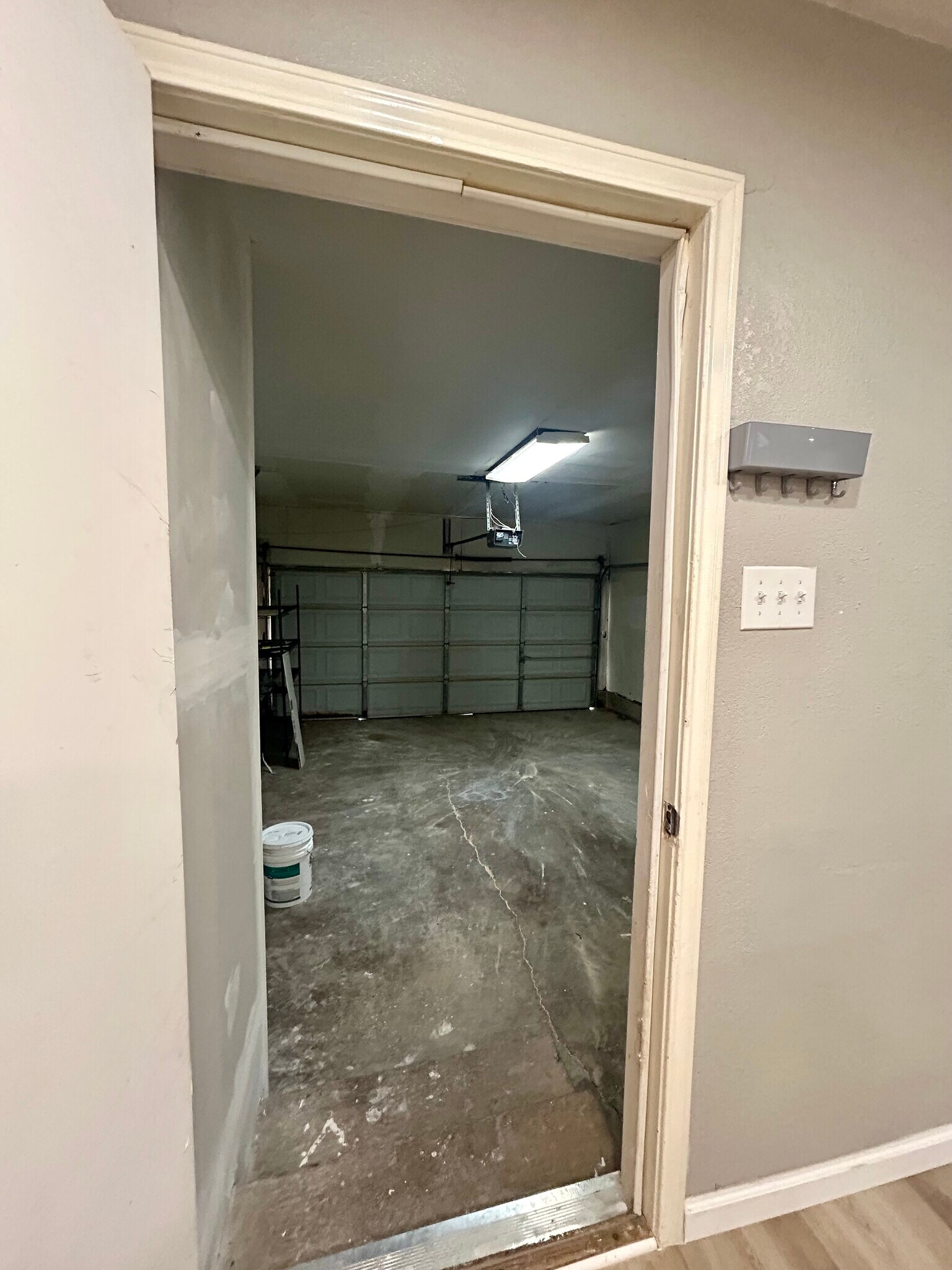 Building Photo - 5249 Dazzle Dr