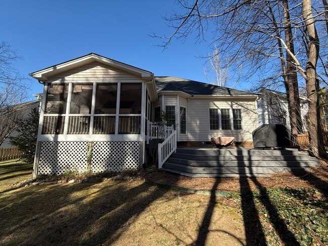Building Photo - Charming 3BD, 2BA Ranch Style Holly Springs Home with Fenced Yard in an HOA Community with Amenities