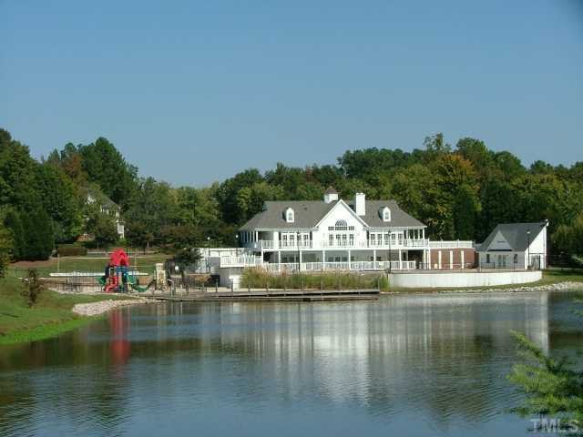 Building Photo - 511 N Water's Edge Dr