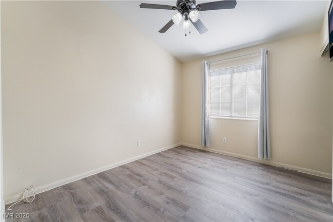 Building Photo - 1157 Dusty Creek St