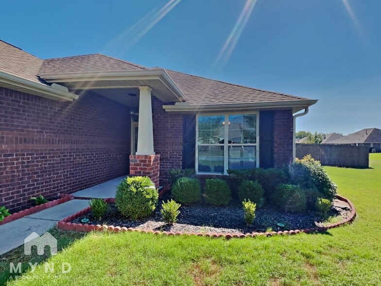 Building Photo - 601 Summer Cove Cir NW