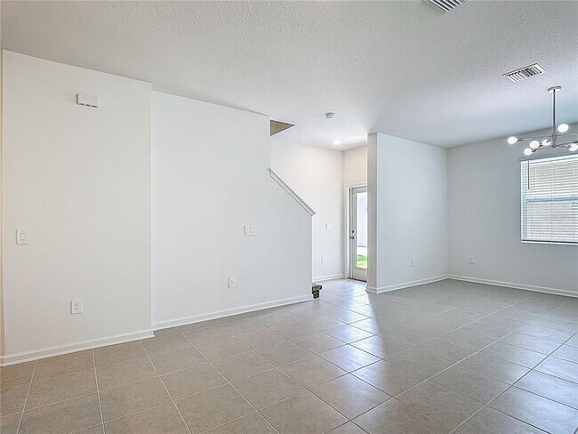 Building Photo - 1832 Bright Sky Dr