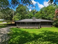 Building Photo - 753 Maple Grove St