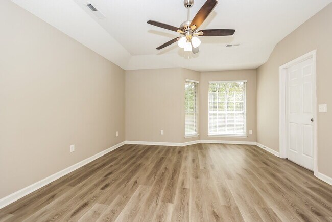 Building Photo - 171 Bill Stewart Blvd